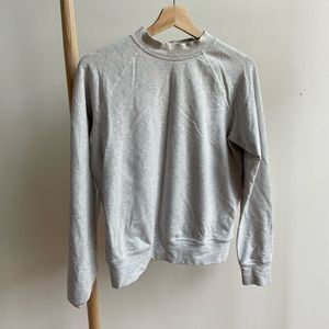 Lululemon lab crew neck, light grey size 6
